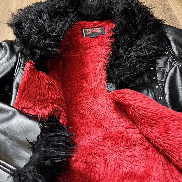 SOLD TRIPP NYC XL Vegan Leather Penny Lane Faux Fur Coat Red & Black w Grommets - Picture 12 of 13